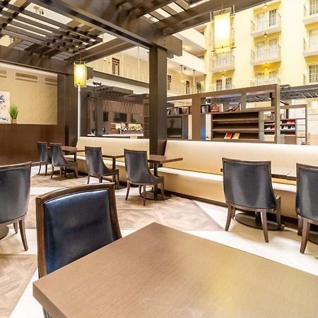 Doubletree Suites By Hilton At The Battery Atlanta Smyrna Esterno foto