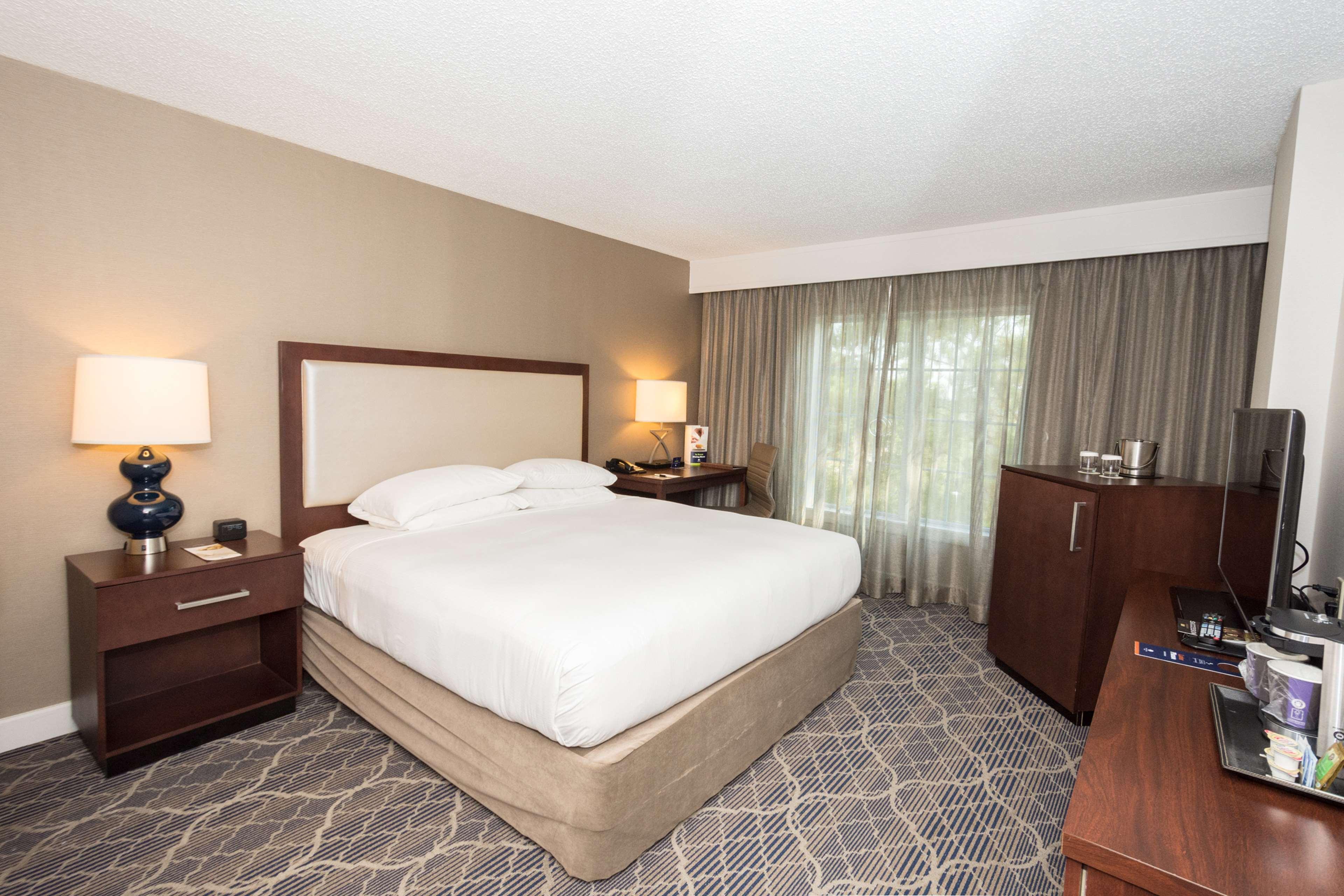 Doubletree Suites By Hilton At The Battery Atlanta Smyrna Esterno foto