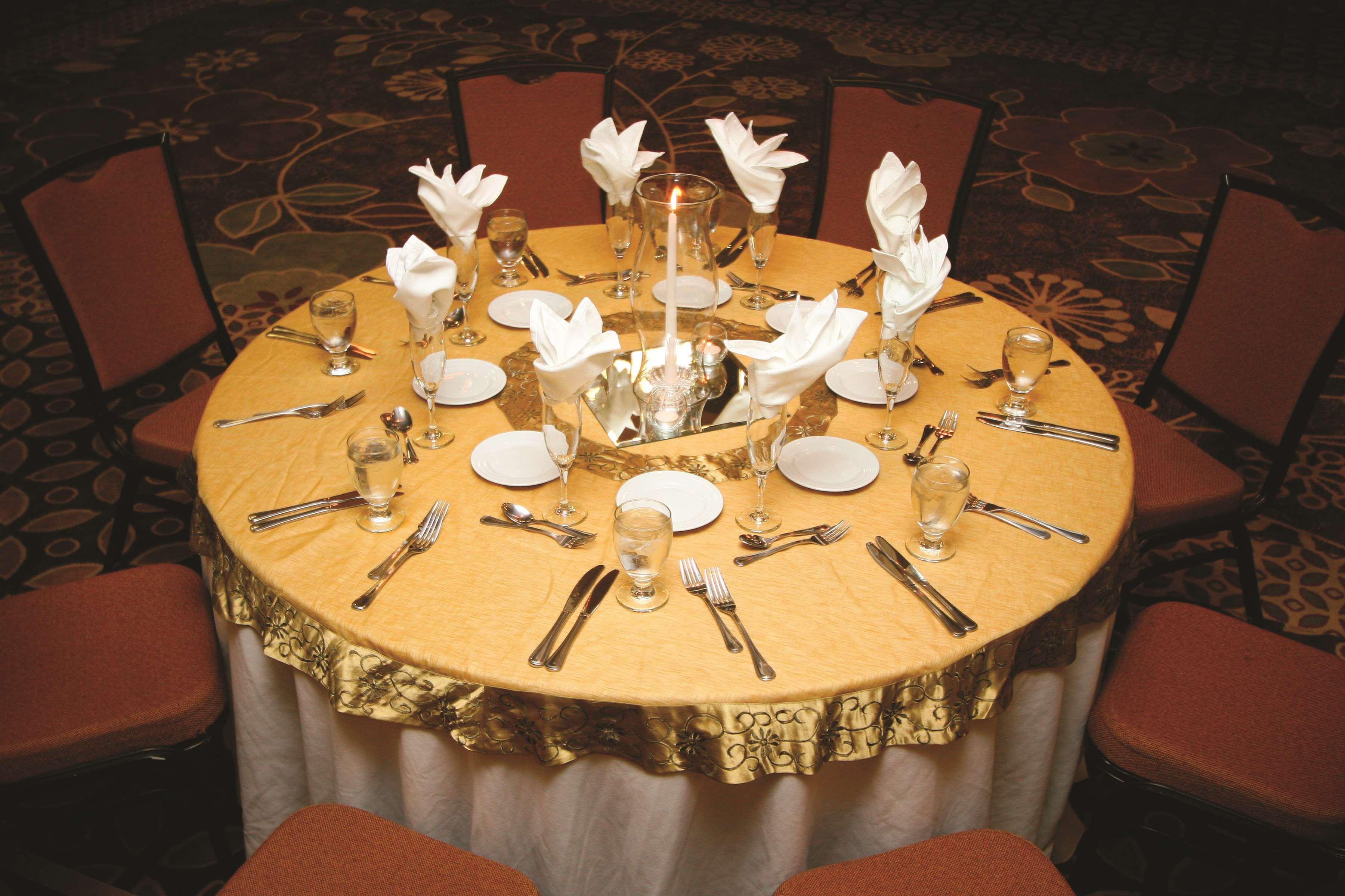 Doubletree Suites By Hilton At The Battery Atlanta Smyrna Ristorante foto