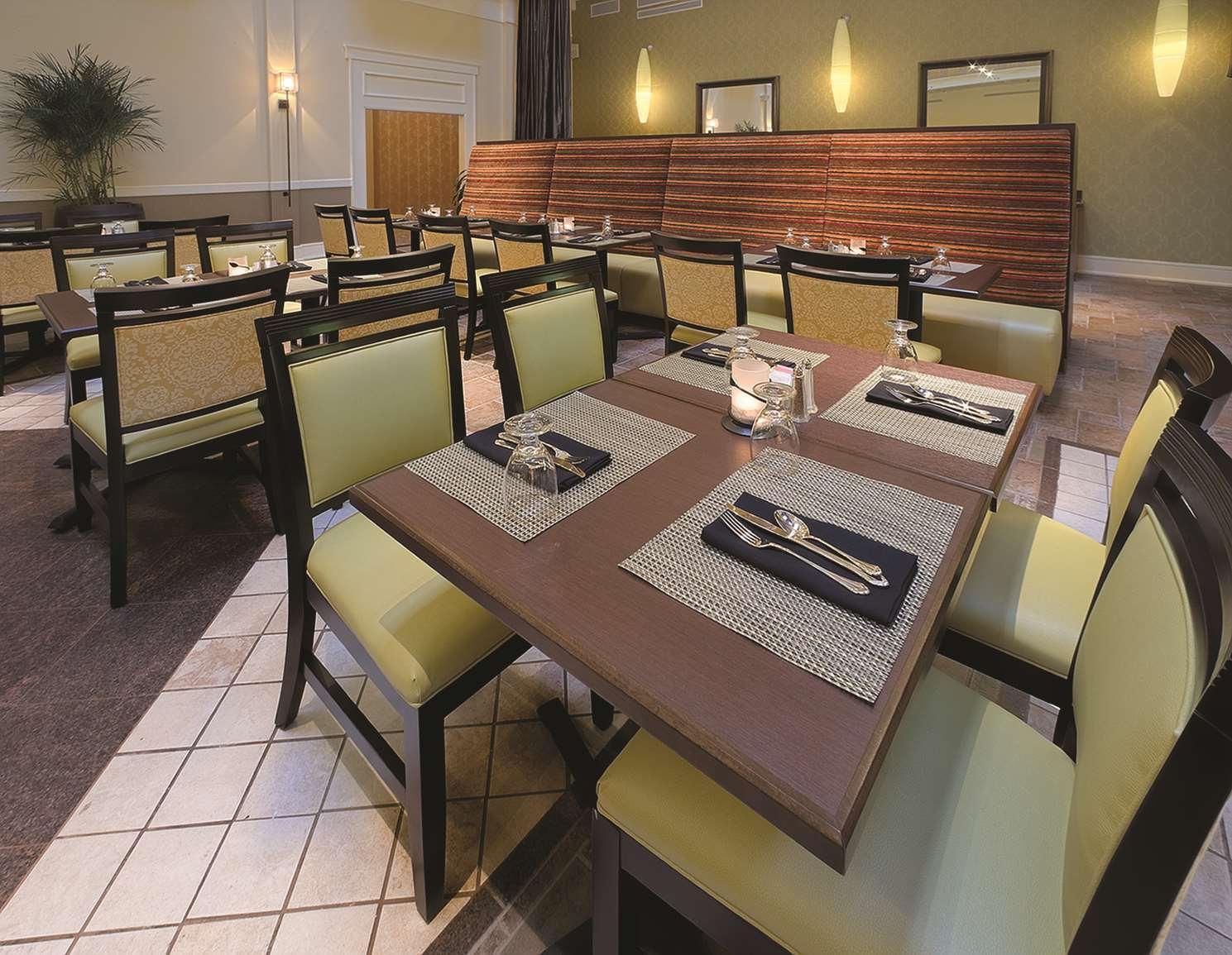 Doubletree Suites By Hilton At The Battery Atlanta Smyrna Esterno foto
