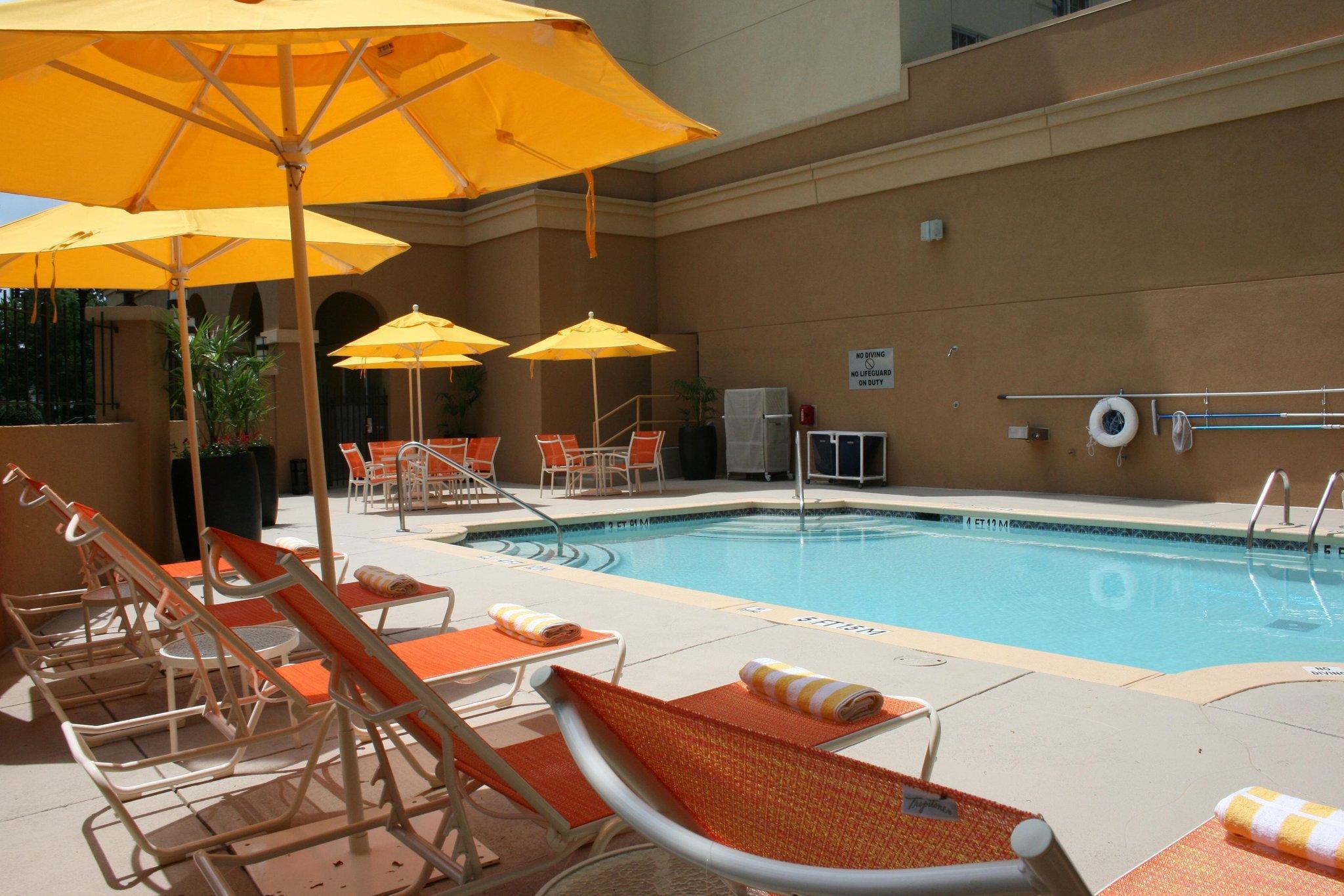 Doubletree Suites By Hilton At The Battery Atlanta Smyrna Esterno foto