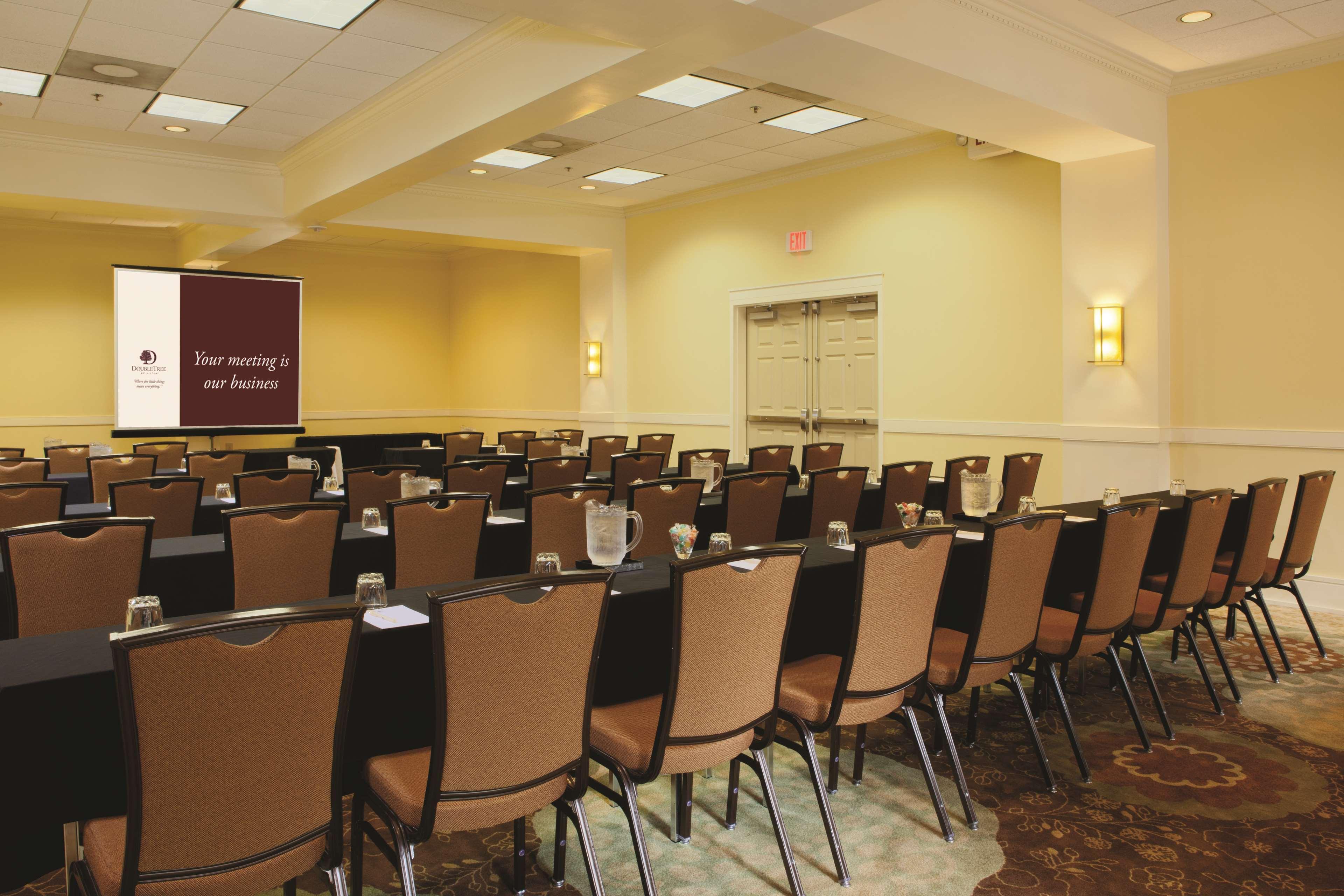 Doubletree Suites By Hilton At The Battery Atlanta Smyrna Esterno foto