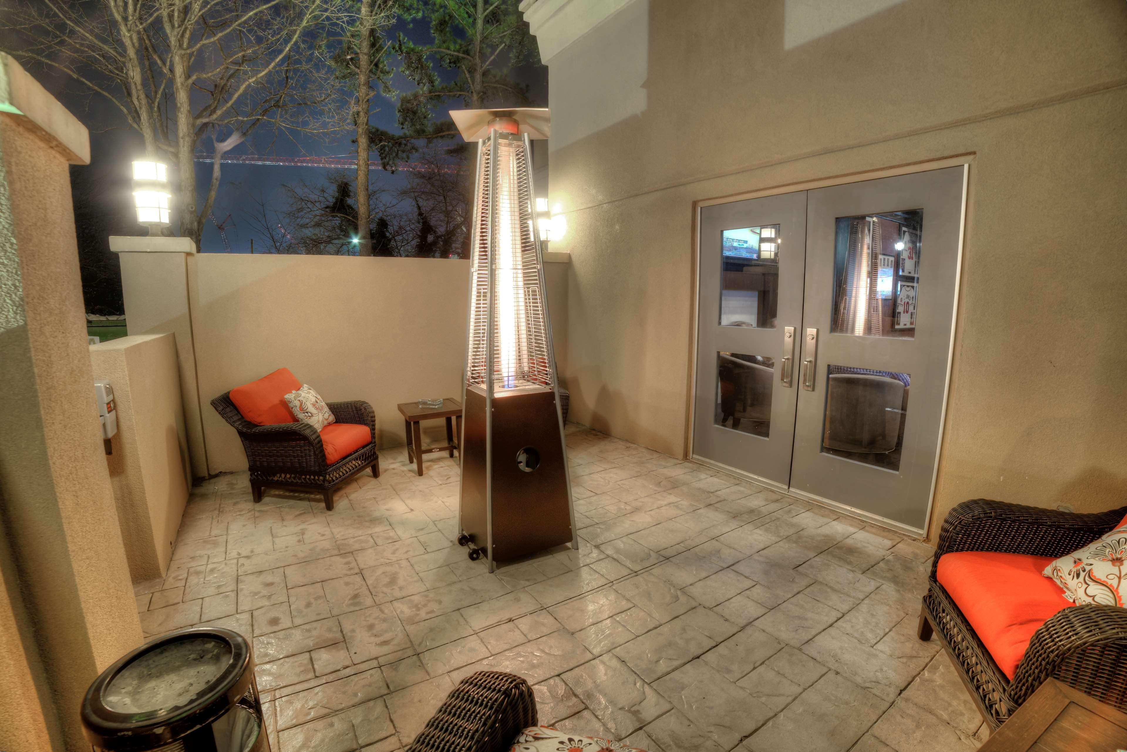 Doubletree Suites By Hilton At The Battery Atlanta Smyrna Esterno foto