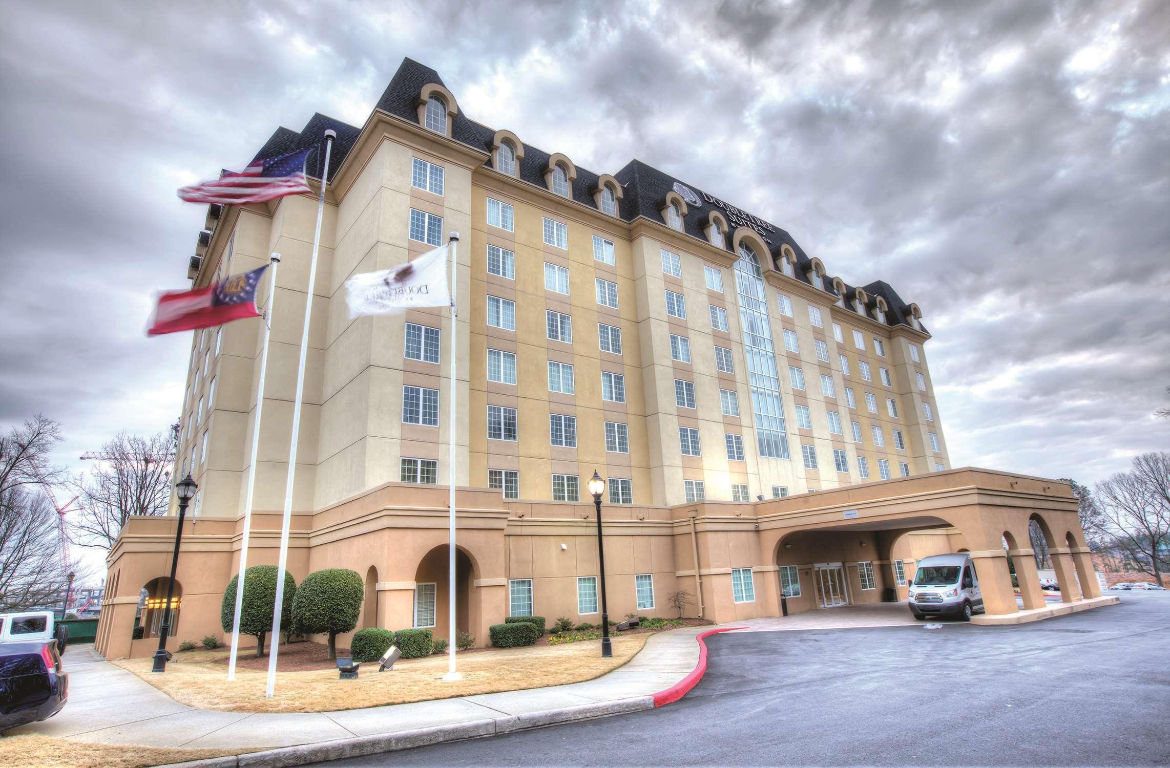 Doubletree Suites By Hilton At The Battery Atlanta Smyrna Esterno foto