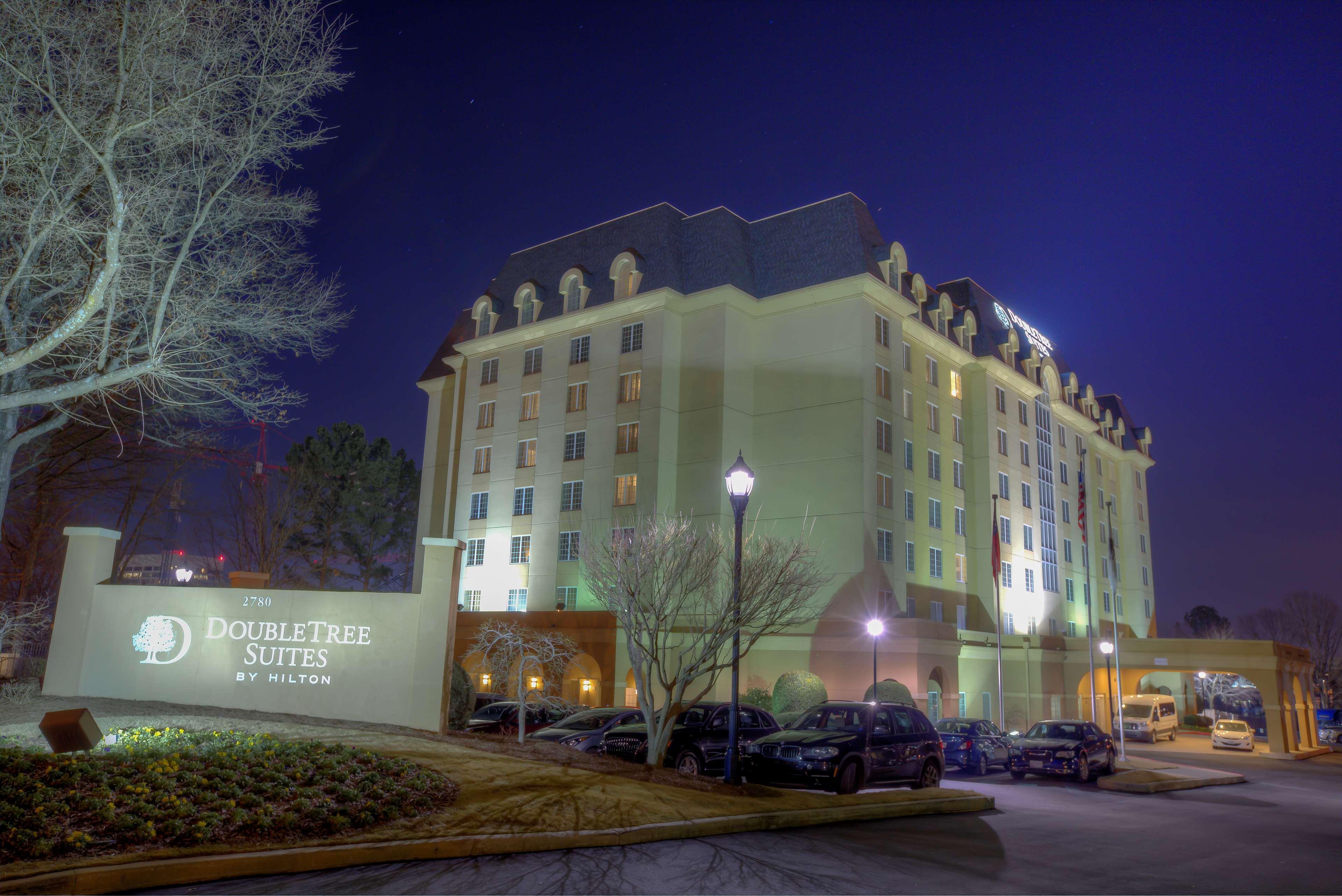 Doubletree Suites By Hilton At The Battery Atlanta Smyrna Esterno foto
